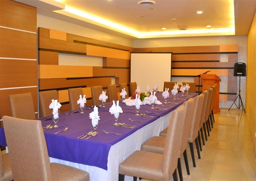 Big 8 Corporate Hotel Tagum Dış mekan fotoğraf