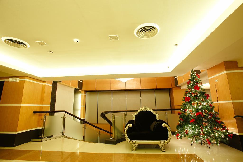 Big 8 Corporate Hotel Tagum Dış mekan fotoğraf