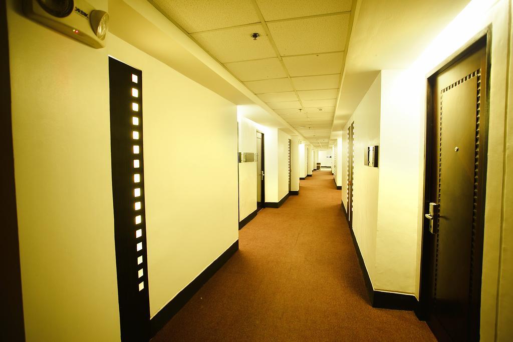 Big 8 Corporate Hotel Tagum Dış mekan fotoğraf