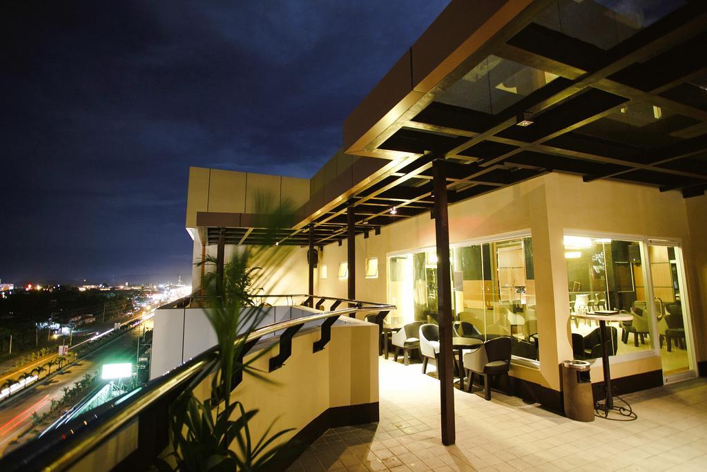 Big 8 Corporate Hotel Tagum Dış mekan fotoğraf