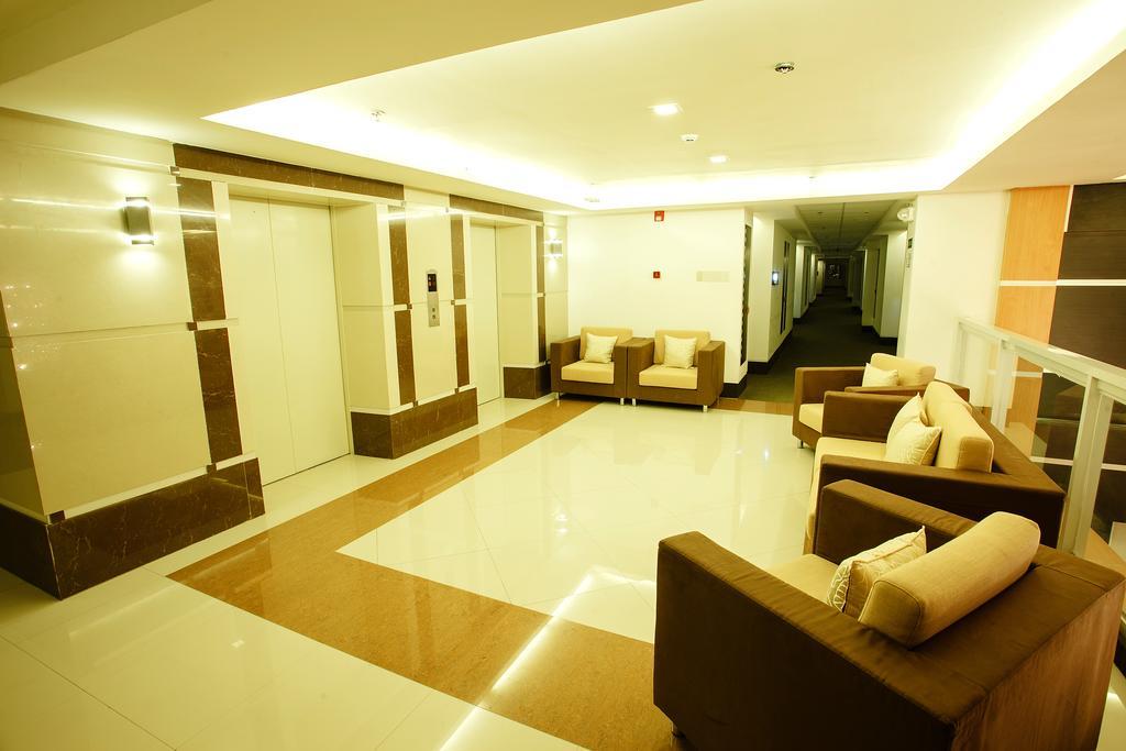 Big 8 Corporate Hotel Tagum Dış mekan fotoğraf