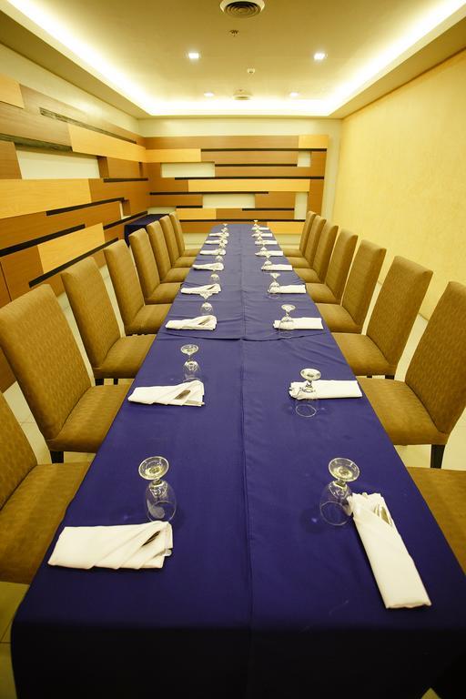 Big 8 Corporate Hotel Tagum Dış mekan fotoğraf
