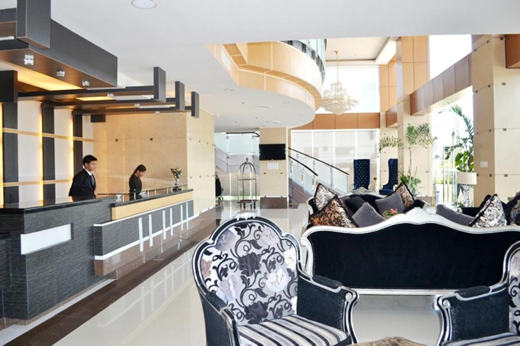 Big 8 Corporate Hotel Tagum Dış mekan fotoğraf