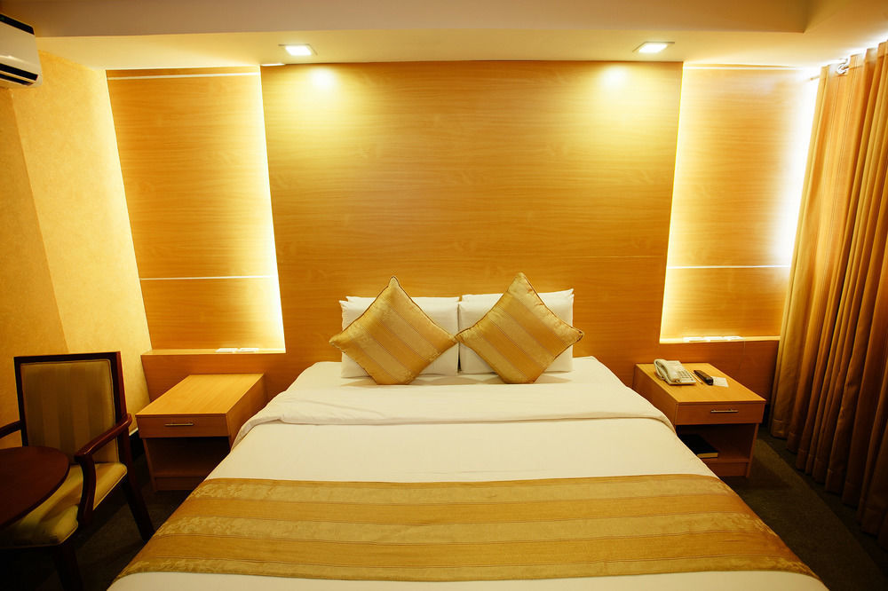 Big 8 Corporate Hotel Tagum Dış mekan fotoğraf