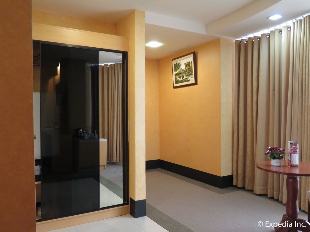 Big 8 Corporate Hotel Tagum Dış mekan fotoğraf