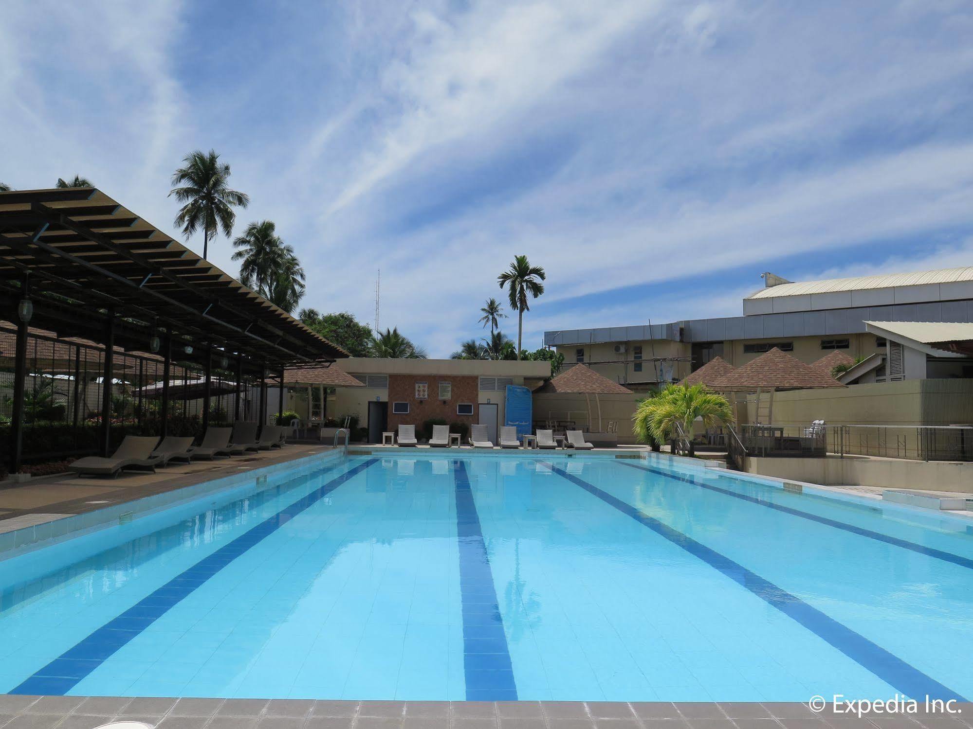 Big 8 Corporate Hotel Tagum Dış mekan fotoğraf