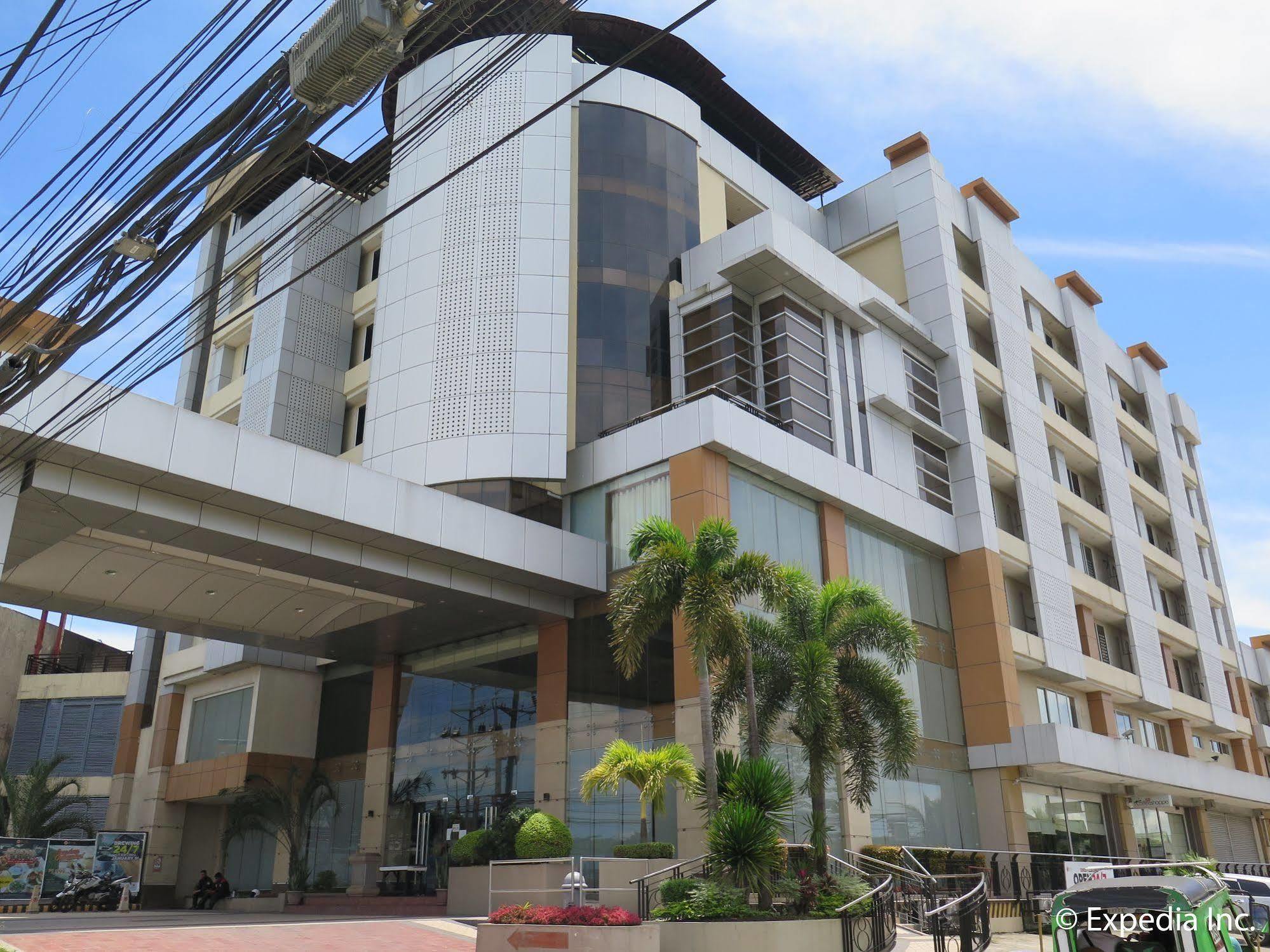 Big 8 Corporate Hotel Tagum Dış mekan fotoğraf