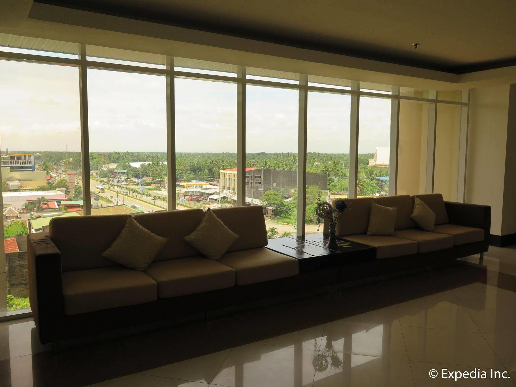 Big 8 Corporate Hotel Tagum Dış mekan fotoğraf